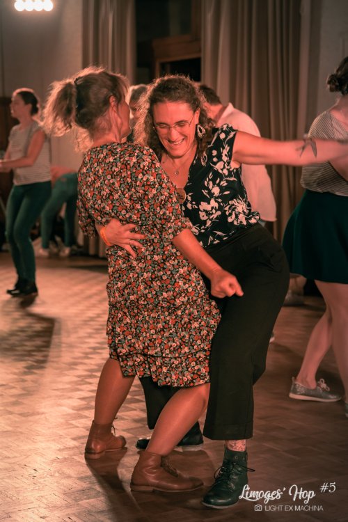 Limoges'Hop #5 - soirée d'ouverture du vendredi

Partage libre à des fins non promotionnelles ou commerciales, en créditant l'auteur (@lightexmachina).

© Alexandre - LIGHT EX MACHINA 2023, tous droits réservés.